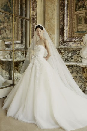 váy cưới công chúa lưới